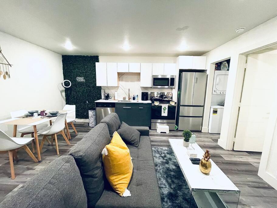 דירות דאלאס Luxe Travel Retreat Near Deep Ellum מראה חיצוני תמונה